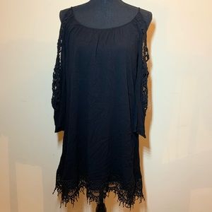 Sami & Jo Cut Out Shoulder Dress Black Sz M